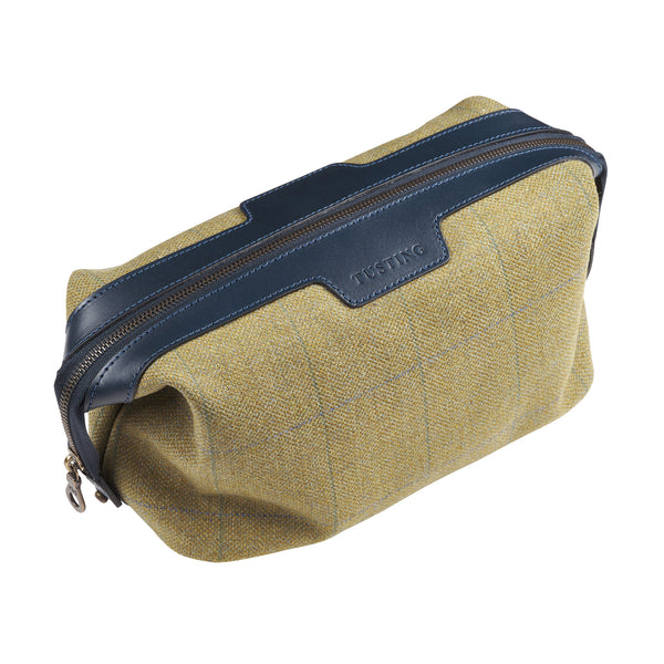 House Check Tweed Wash Bag