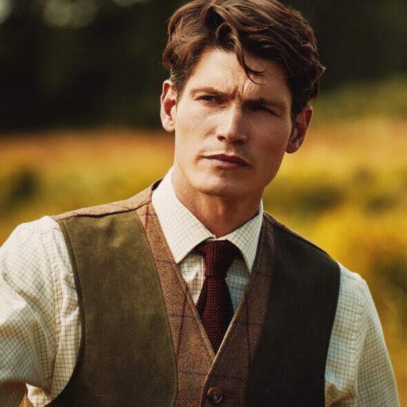 Men's field clothing