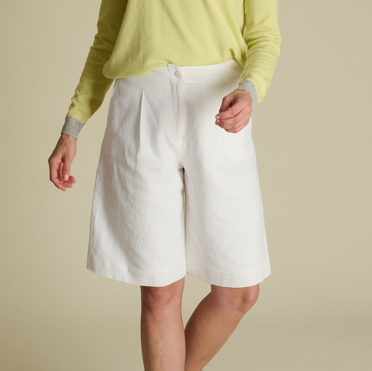 White Alexandra Linen Shorts