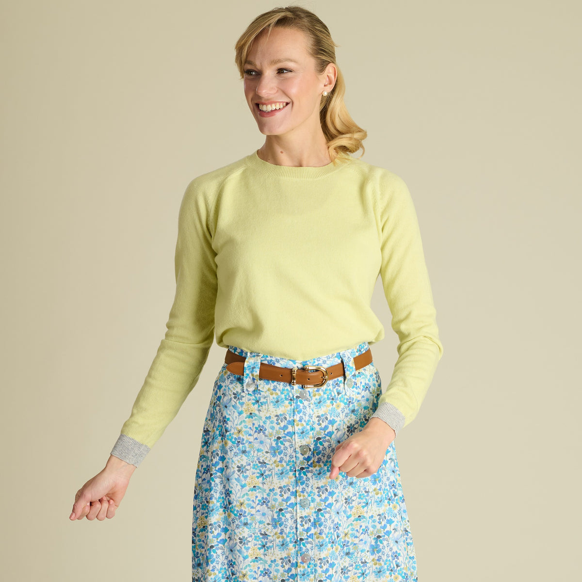 Soft Green Lambswool Cashmere Crew Neck Jumper